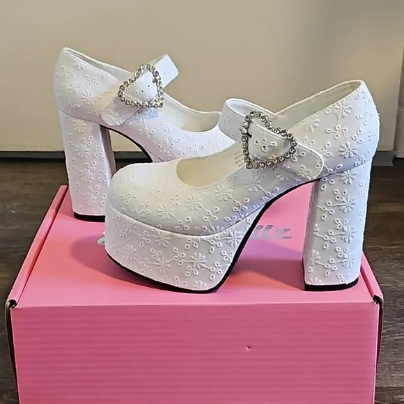 White Size Sugar Thrillz Embroidered Crystal Heart Mary Jane Platform Heels
